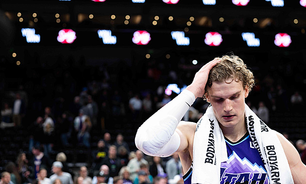 Finská smršť v NBA, Markkanen střeleckým maximem skolil Suns. Reaves nepřibrzdil
