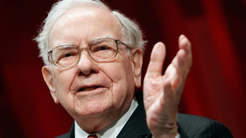 Buffettův poslední majstrštyk? Legenda se loučí varováním a miliardami na účtě