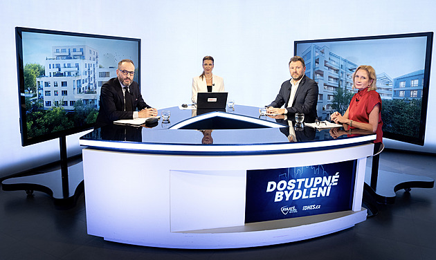 Dobré úmysly nám změnily zákony tak, že stavíme pomaleji a dráž, shodují se experti