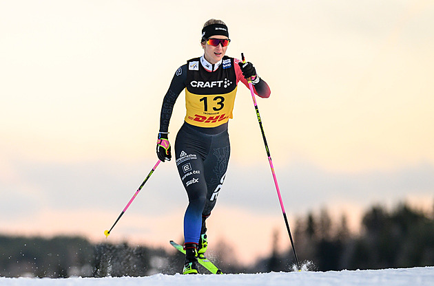 Janatová vybojovala 11. místo ve skiatlonu, Klaebo načal druhou stovku triumfů