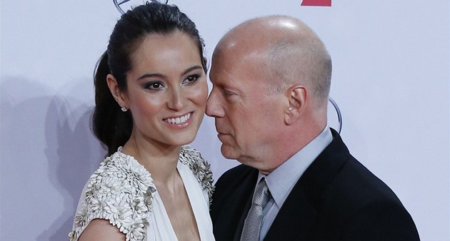 Požehnání i prokletí. Manželka Bruce Willise promluvila o jeho zdravotním stavu