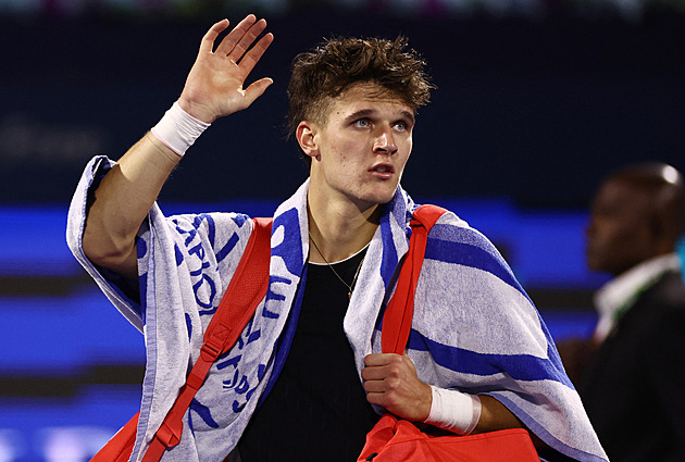 České konce. Lehečka ani Menšík do semifinále turnaje v Dubaji neprošli