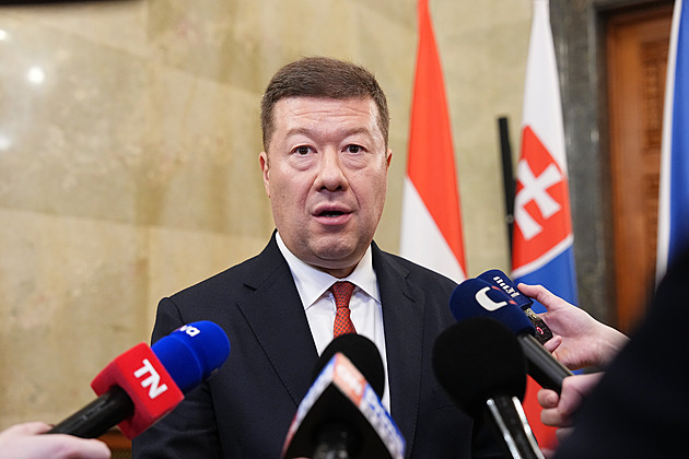 Okamura by kvůli cenám připustil nákup ruské ropy. Dotování Putina, říká Rakušan