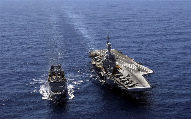 Voják běhající s aplikací Strava odhalil polohu francouzské letadlové lodi