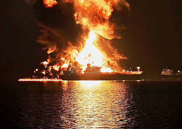 Zaminujeme Záliv a udeříme na elektrárny v regionu, varuje Írán USA před invazí