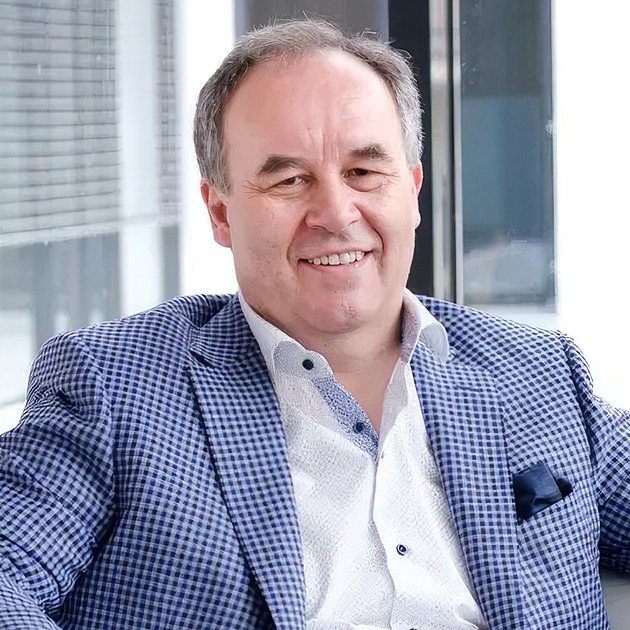 Jak ze studia ekonomie vytěžit maximum a uspět na trhu práce, radí ekonom