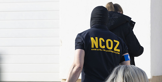 Policie obvinila v kauze stamilionových dotací sedm lidí včetně veřejných činitelů