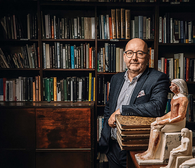 Zítra se můžeme probudit do úplně nové reality. Egyptolog Bárta o kolapsu civilizací