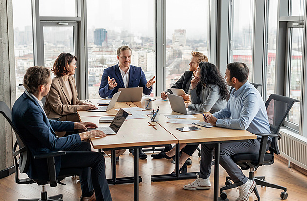 Honba za prací začíná už během studia. Američané platí statisíce za kariérní kouče