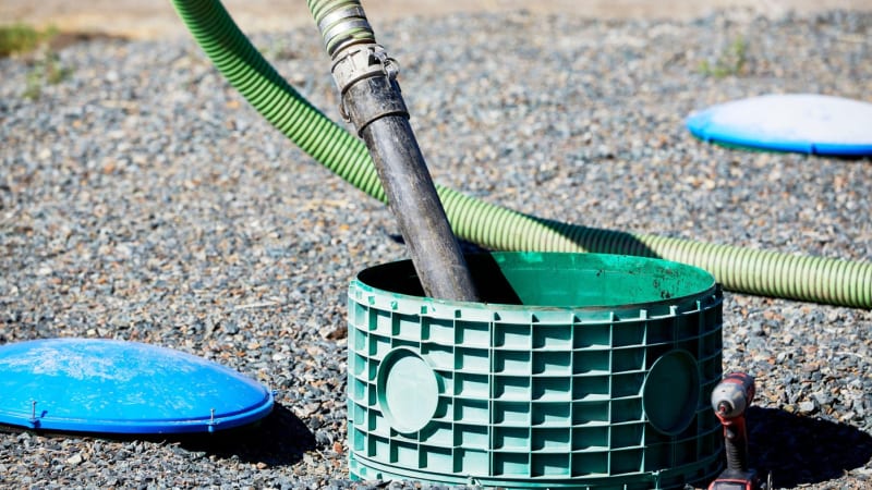 Tragédie v Bavorsku: Farmáře našli mrtvého v jímce na hnůj. Zůstaly po něm čtyři děti