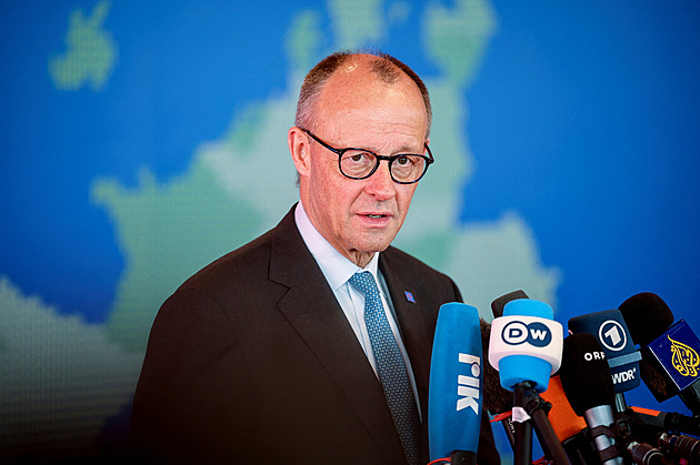 Musíme na Írán zvýšit tlak, prohlásil Merz a připustil uvolnění sankcí v případě dohody