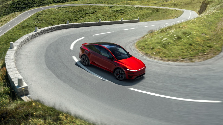 Tesla chce autonomní řízení v Evropě za každou cenu. Podvádět by u toho ale nemusela