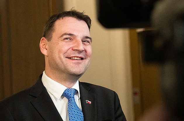 Macinka si utahoval ze šéfky Zelených, Jurečka ho má za pubertálního pitomce