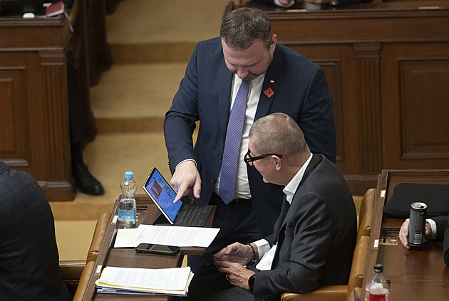Babiš odmítl Jurečkovi poskytnout podklady. Můj čas je omezený, vzkázal mu
